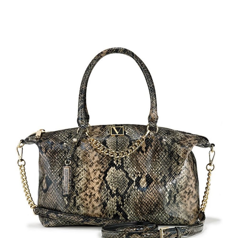 The Victoria Slouchy Satchel